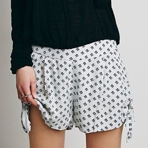 NWT Free People Side Tie Short